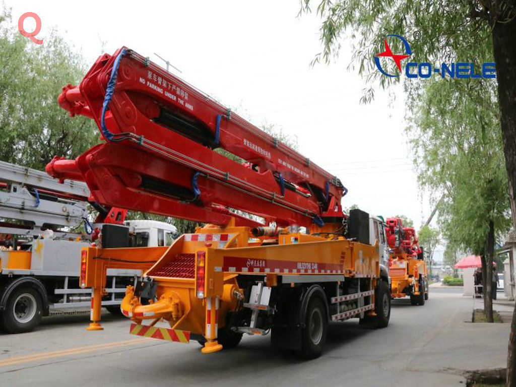 小型混凝土泵車，天泵，小型泵車