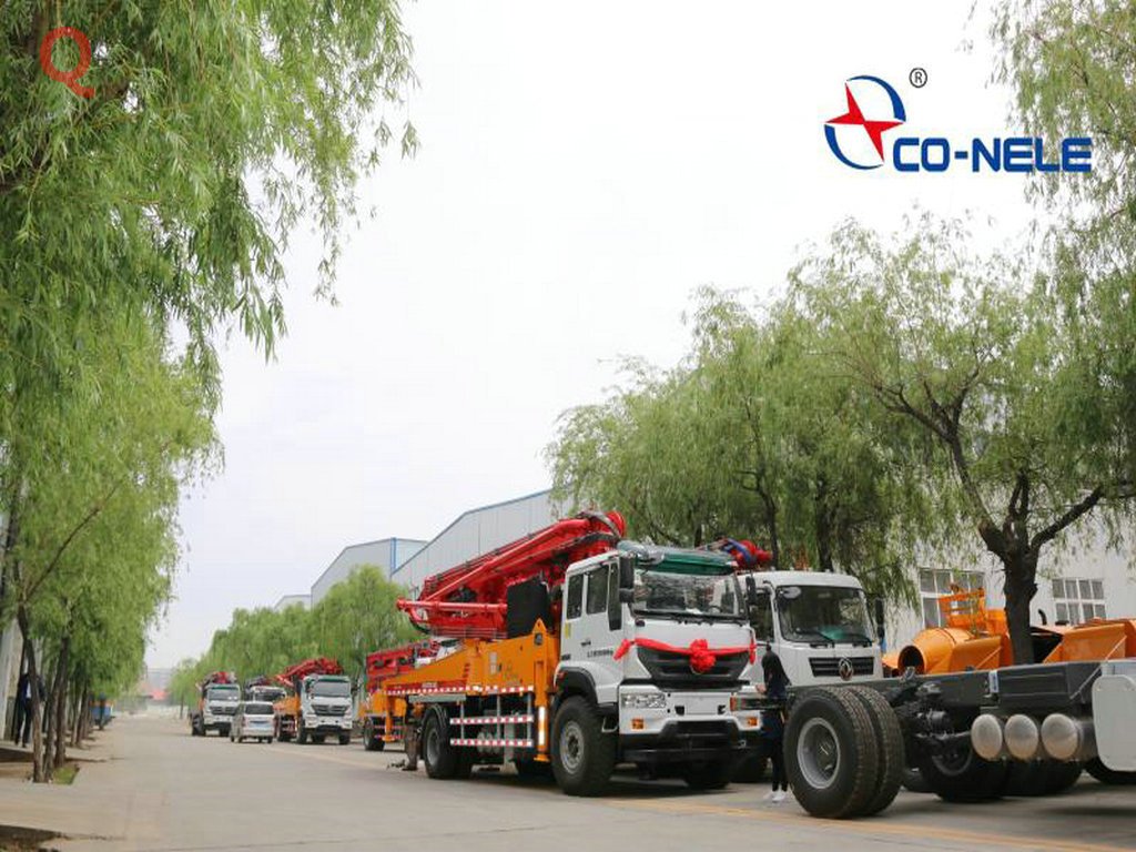 天泵，小型混凝土泵車，小型泵車