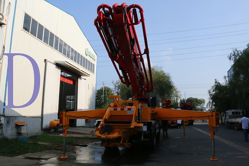 青島混凝土泵車價(jià)格 (6)