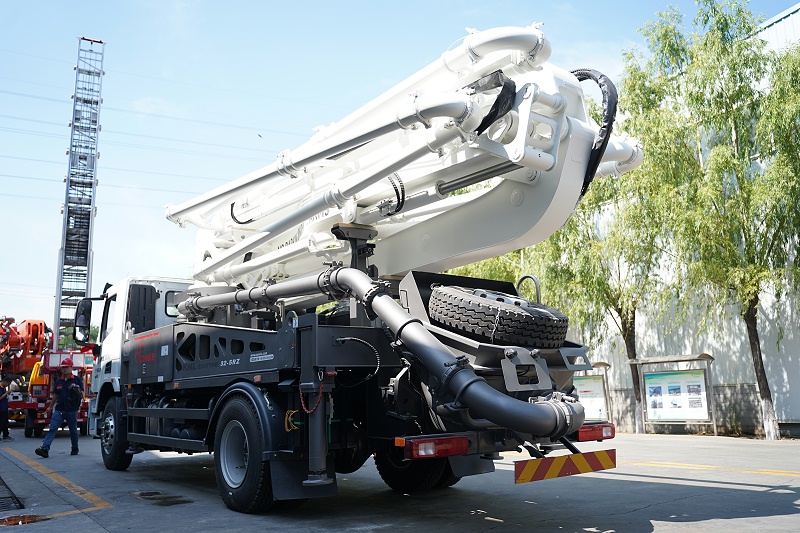 青島混凝土泵車(chē)價(jià)格 (17)