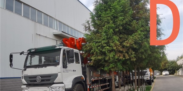 混凝土泵車(chē)是如何把混凝土輸送到高處的？