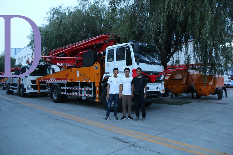 青島混凝土泵車價(jià)格 (15)