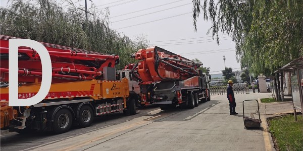 比較泵車的前、左右支撐方式