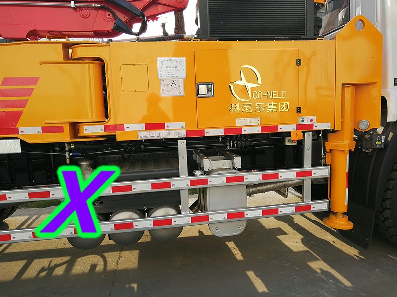 青島小型混凝土泵車價(jià)格 (29)