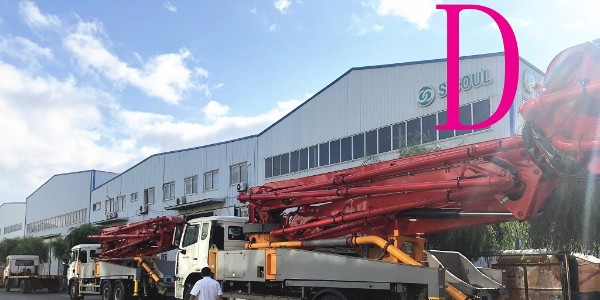 如何挑選一臺合適的小型混凝土泵車？