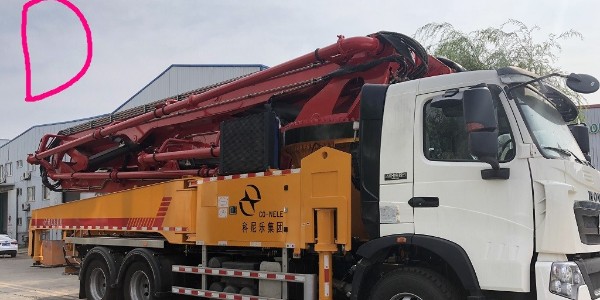 如何更省錢的買到小型混凝土泵車呢？