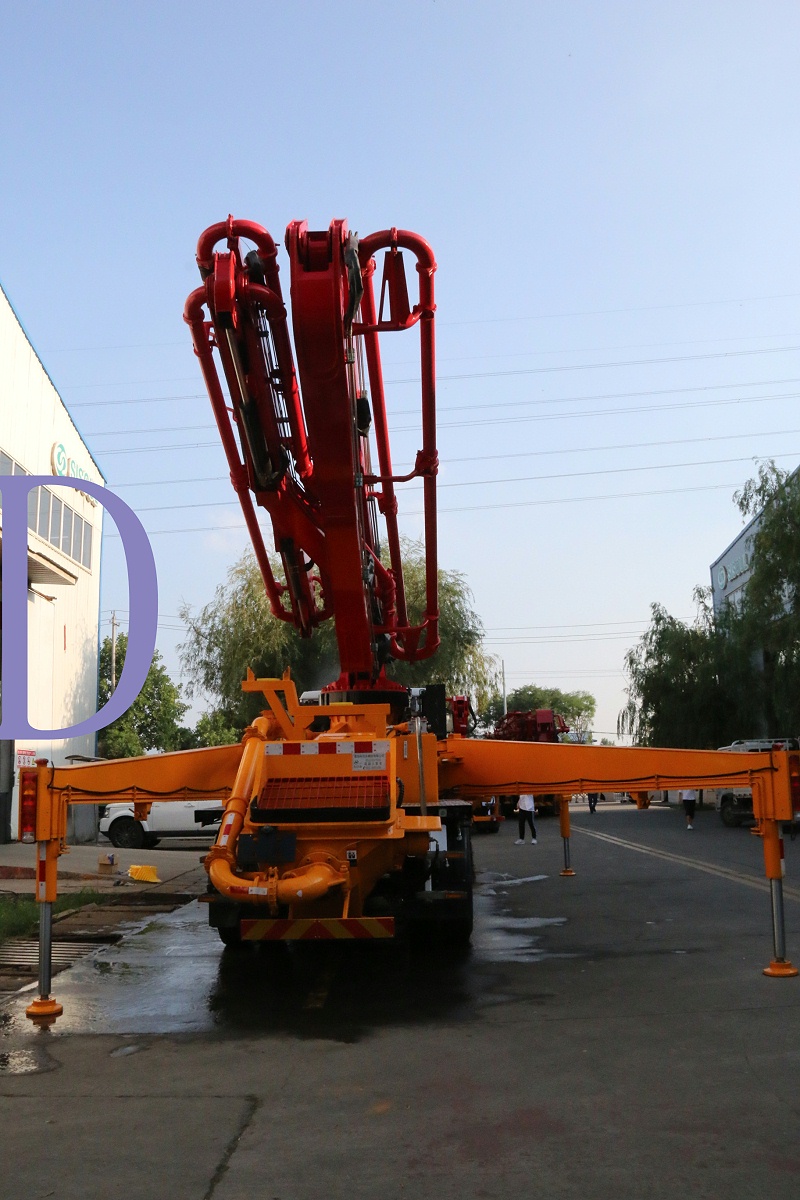 青島混凝土泵車價格 (7)