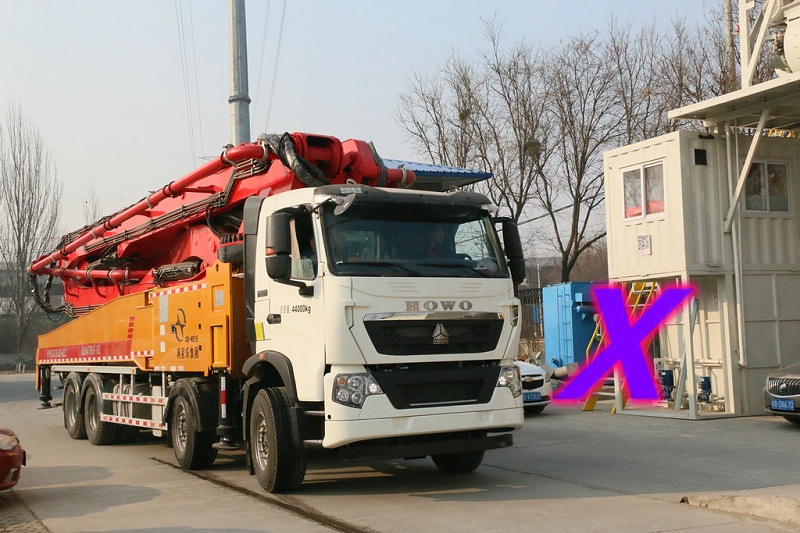 青島小型混凝土泵車(chē)價(jià)格 (14)